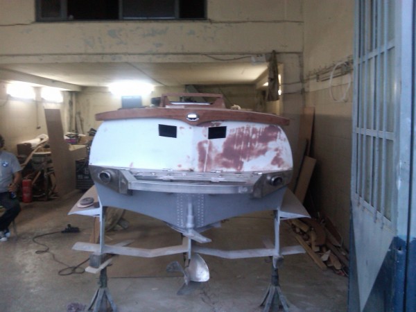 IMG00039-20100803-2014 stern.jpg (523.32 KiB) Viewed 213085 times Stern with mounted platform