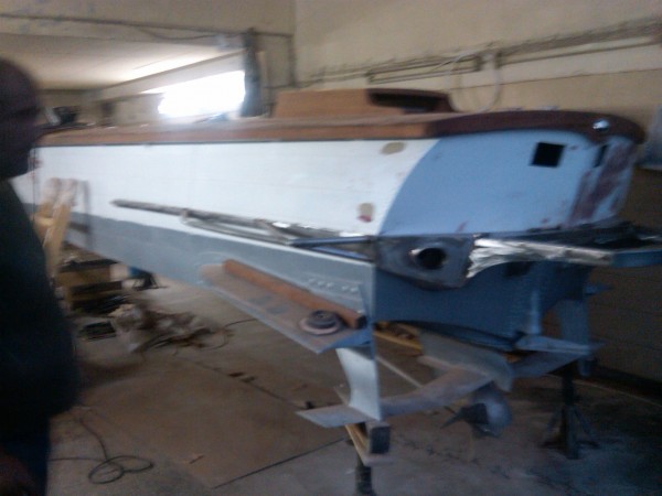 IMG00041-20100803-2030.jpg (607.37 KiB) Viewed 213085 times The side guards from elder versions were addopted here. We also mounted a stream or sword-style plate under it that is prolonged towards the middle